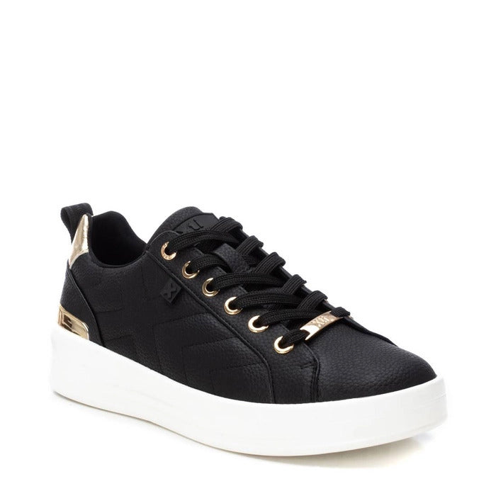 Women's Black Sneaker | XTI