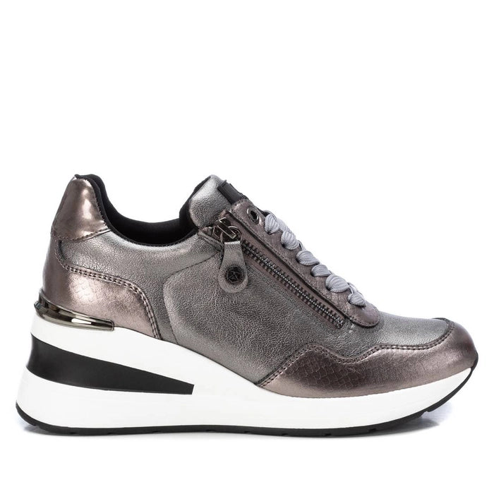 Women's Lead Sneaker | XTI