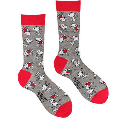 PEANUTS - Snoopy in Love Socks