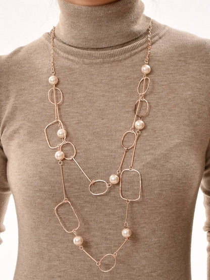 Long double chain necklace with pearls