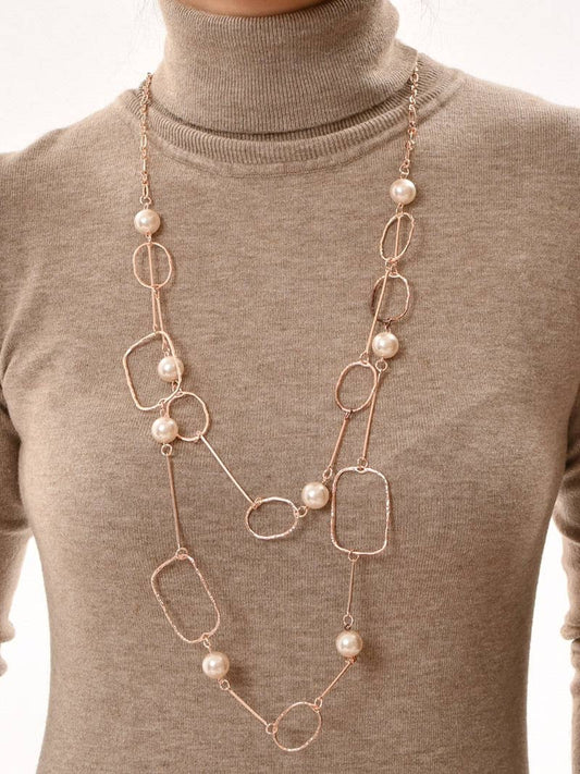 Long double chain necklace with pearls